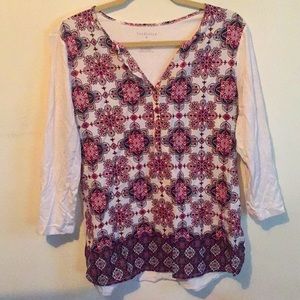 Van Heusen 3/4 sleeve V slit neck off white top